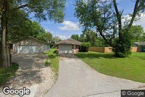 1042 S Glenn Ave, Springfield, MO 65802