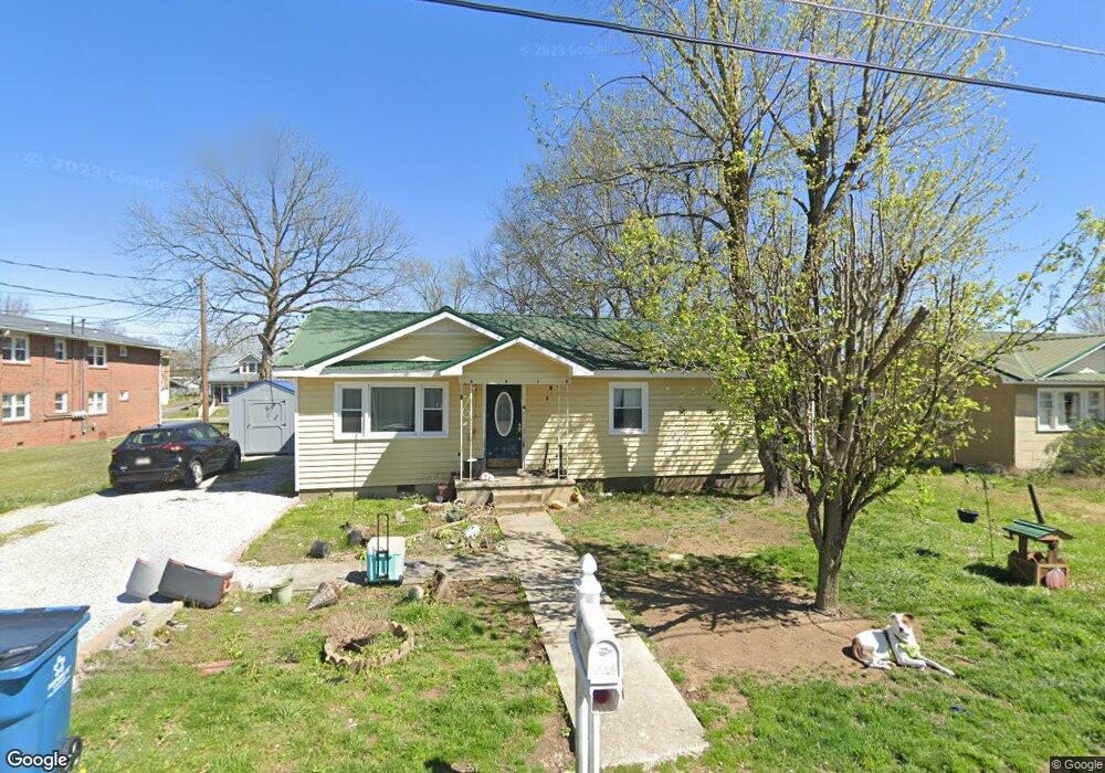 311 Madison St, Manchester, TN 37355 - photo 1