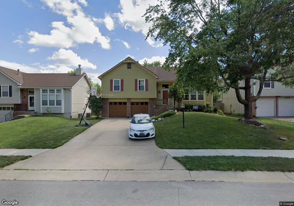 9709 W 51st Terrace, Shawnee, KS 66203 - photo 1