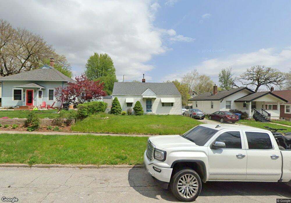 677 27th St, Des Moines, IA 50312 - photo 1