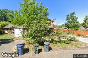 2344 Emerald St, Eugene, OR 97403