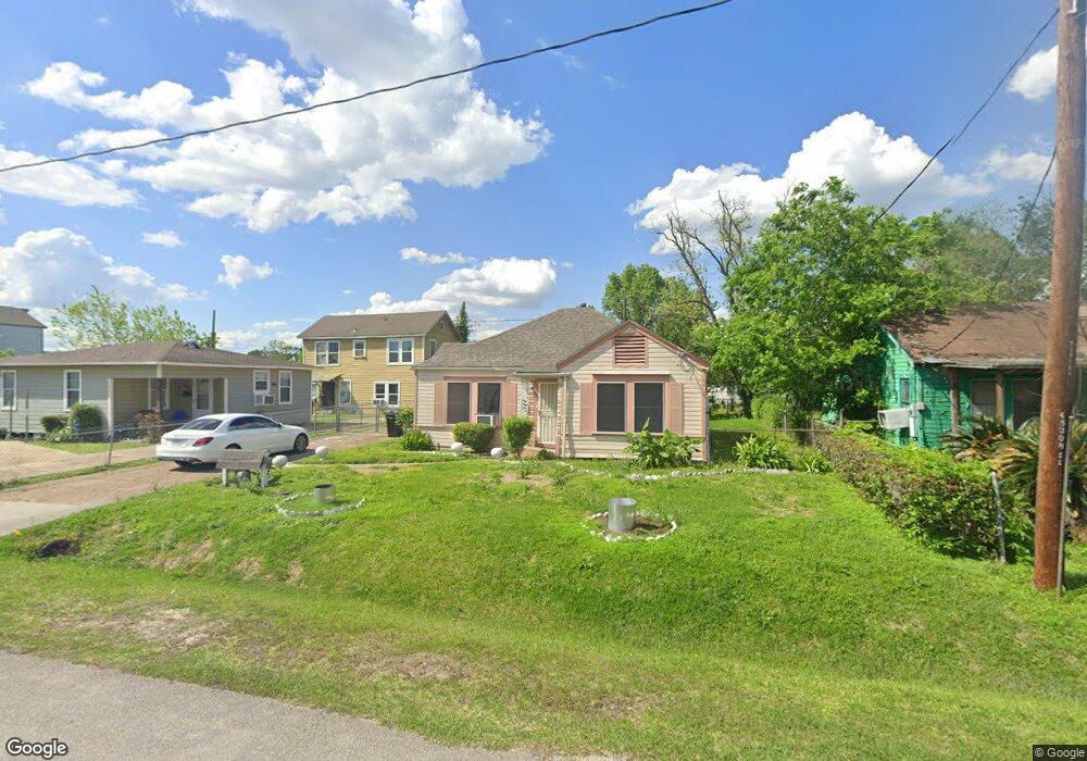 111 E 44th St, Houston, TX 77018 - photo 1