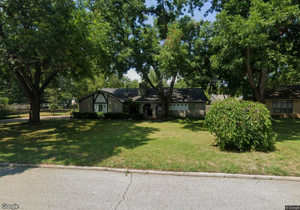 1310 Sherwood Ln, Broken Arrow, OK 74011 - photo 1