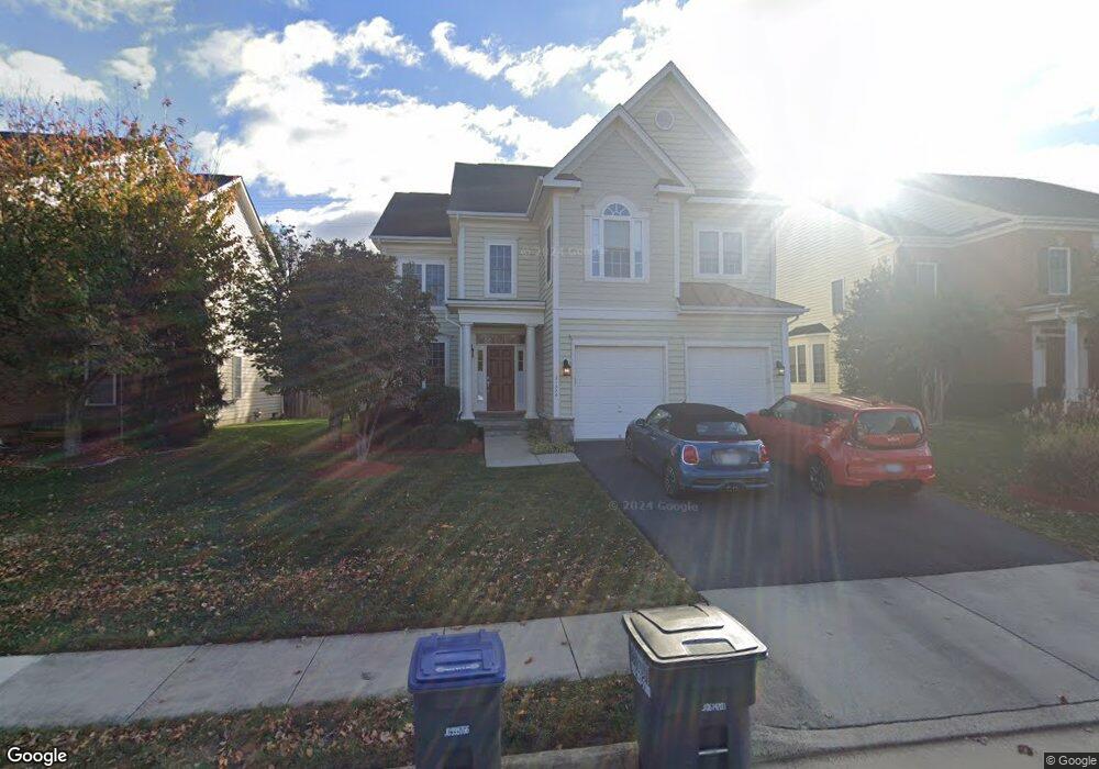 21374 Fairhunt Dr, Ashburn, VA 20148 - photo 1