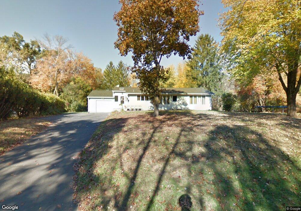 17 Hemlock Hill Dr, Glastonbury, CT 06033 - photo 1