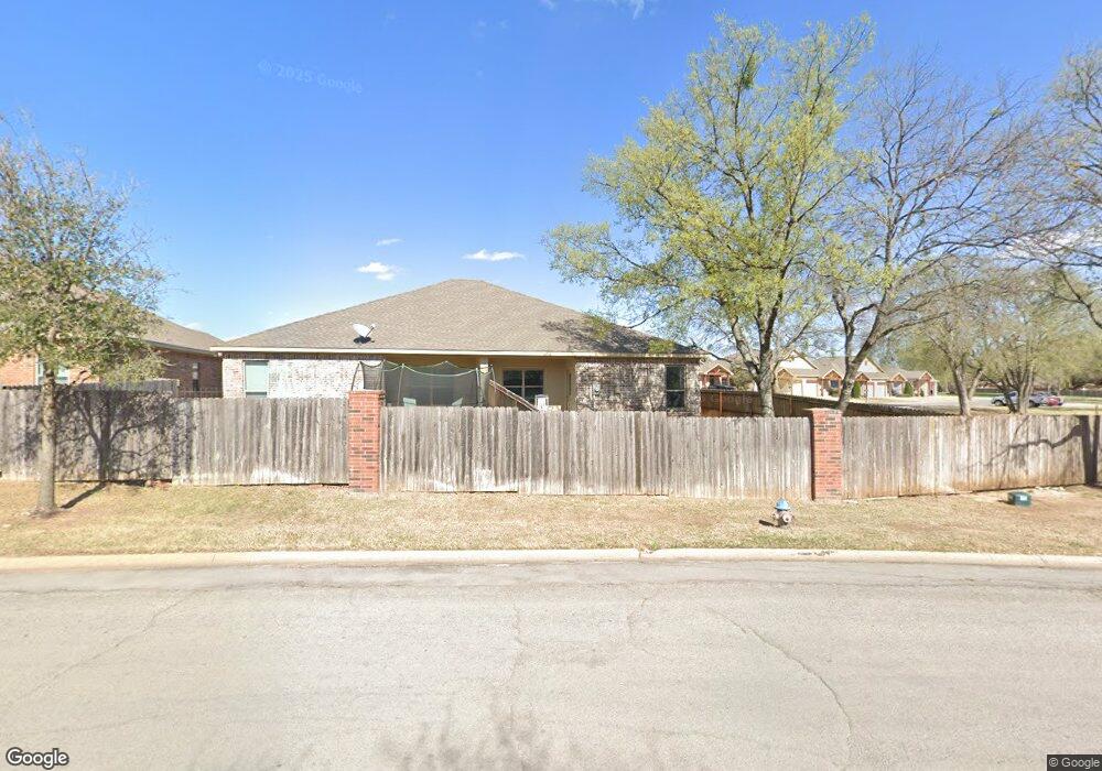 204 Shade Tree Ln, Cleburne, TX 76033 - photo 1