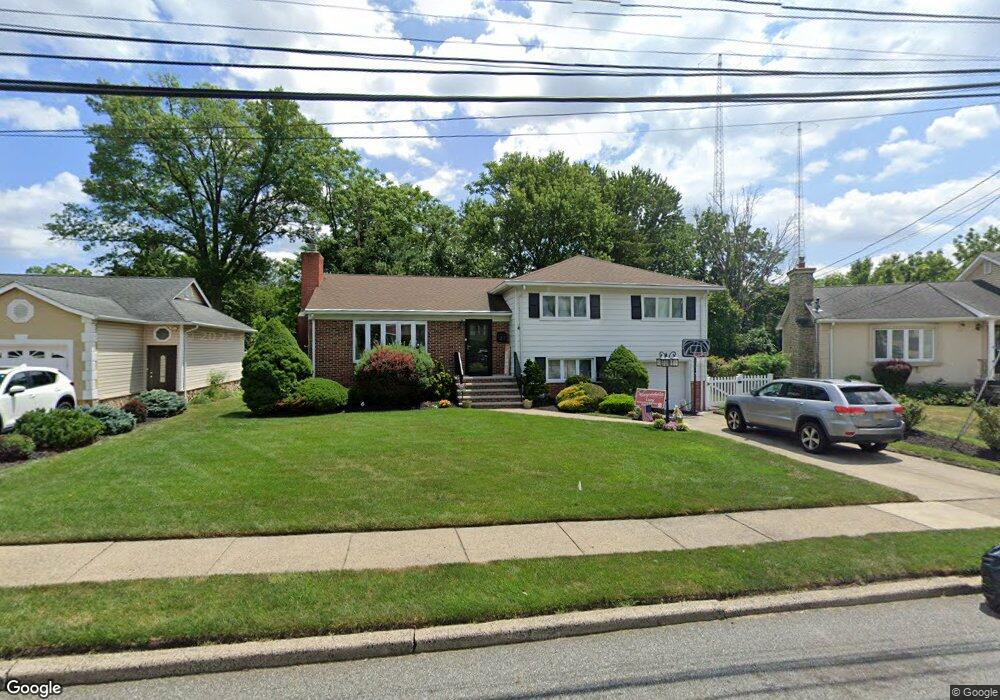 27 Earnshaw Place, Clifton, NJ 07013 - photo 1