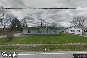 618 S Main St, Palmyra, IL 62674