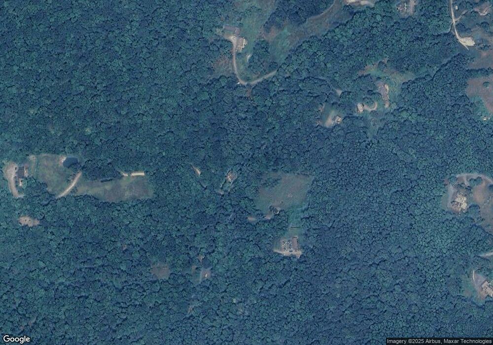 81 Rogers Rd, Dorset, VT 05251 - photo 1