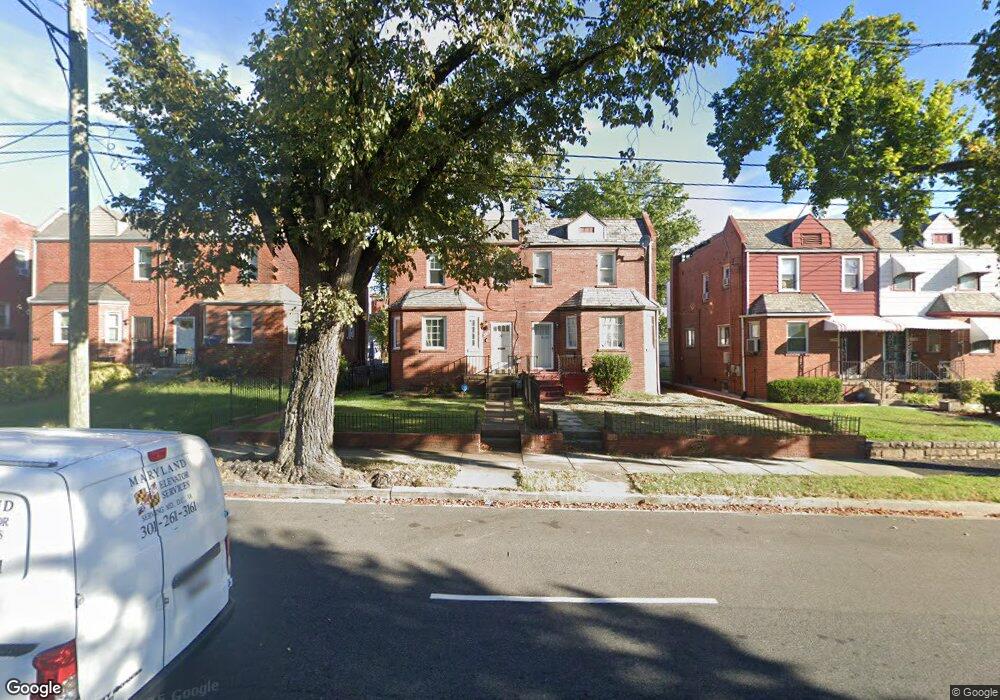 5330 E Capitol St NE, Washington, DC 20019 - photo 1