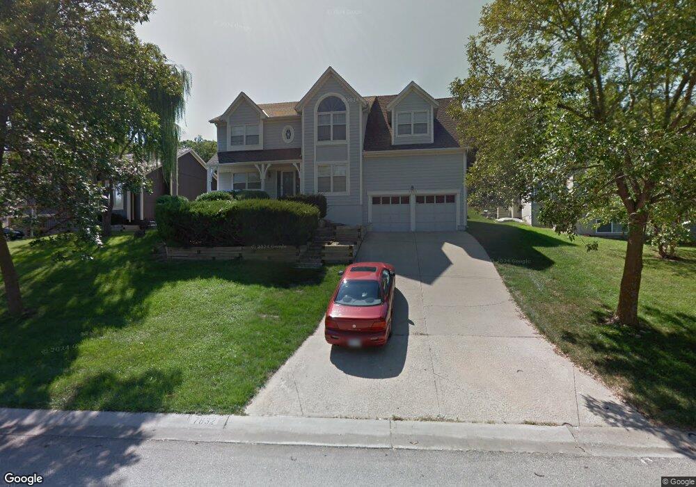 7832 Mullen Rd, Shawnee, KS 66216 - photo 1