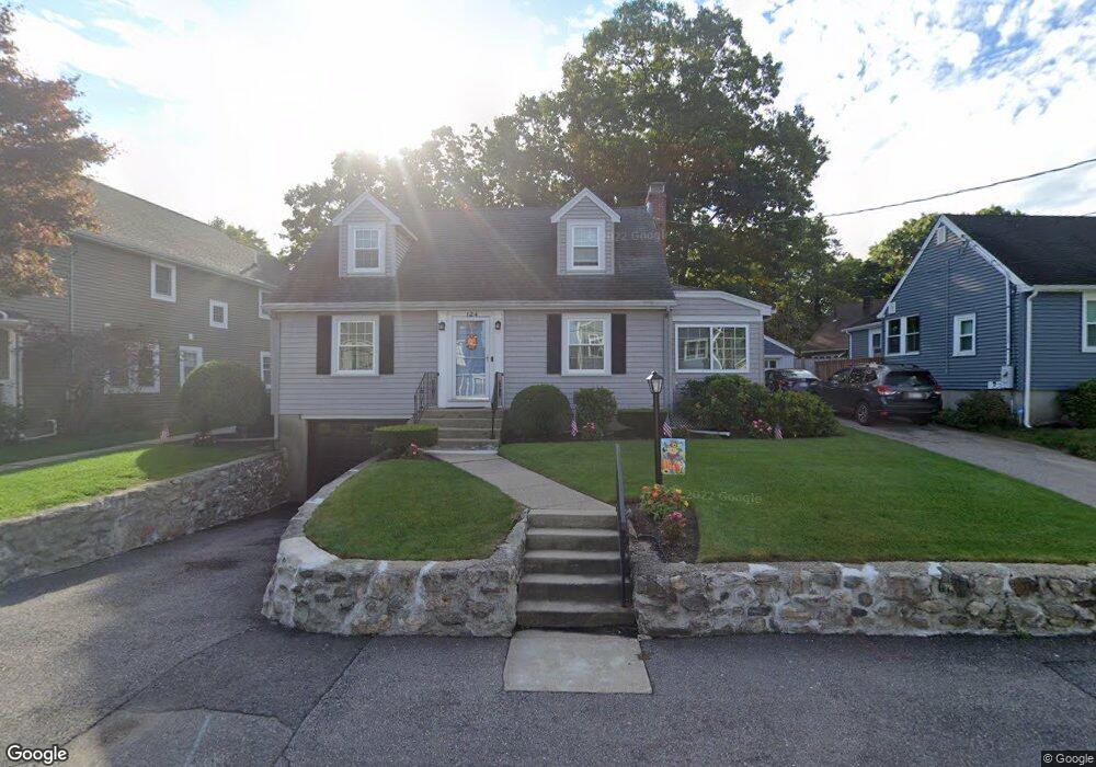 124 Thornton Rd, Waltham, MA 02453 - photo 1