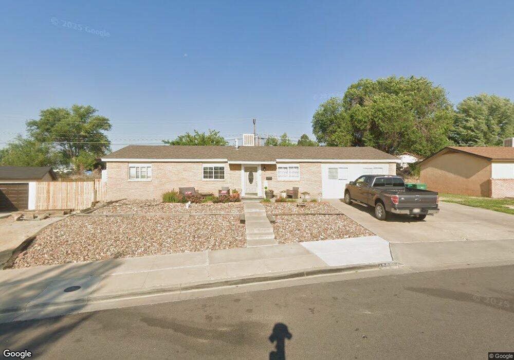 4203 Holiday Dr, Farmington, NM 87402 - photo 1