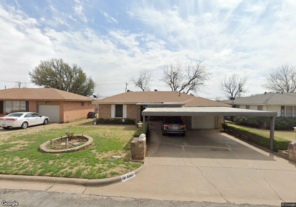 1567 Carol Ln, Wichita Falls, TX 76302 - photo 1