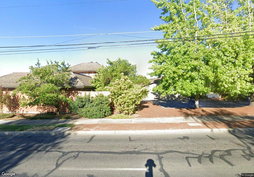 1236 NE 7th St, Grants Pass, OR 97526 - photo 1