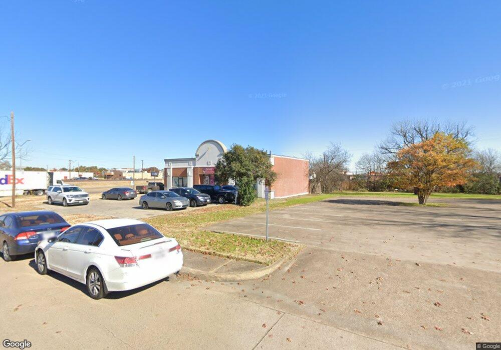 210 SW 4th St unit 100, Grand Prairie, TX 75051 - photo 1