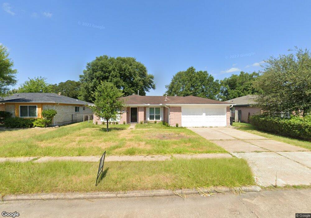 8919 Indian River Dr, Houston, TX 77088 - photo 1