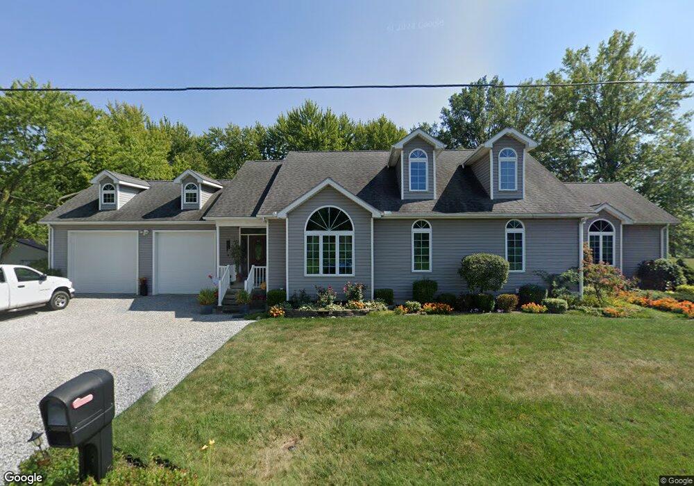 3004 Loescher Rd, Lima, OH 45801 - photo 1