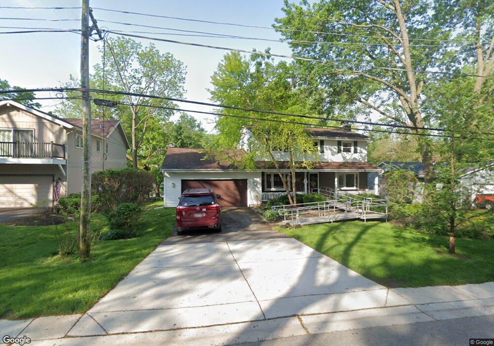 818 Oceola Dr, Algonquin, IL 60102 - photo 1