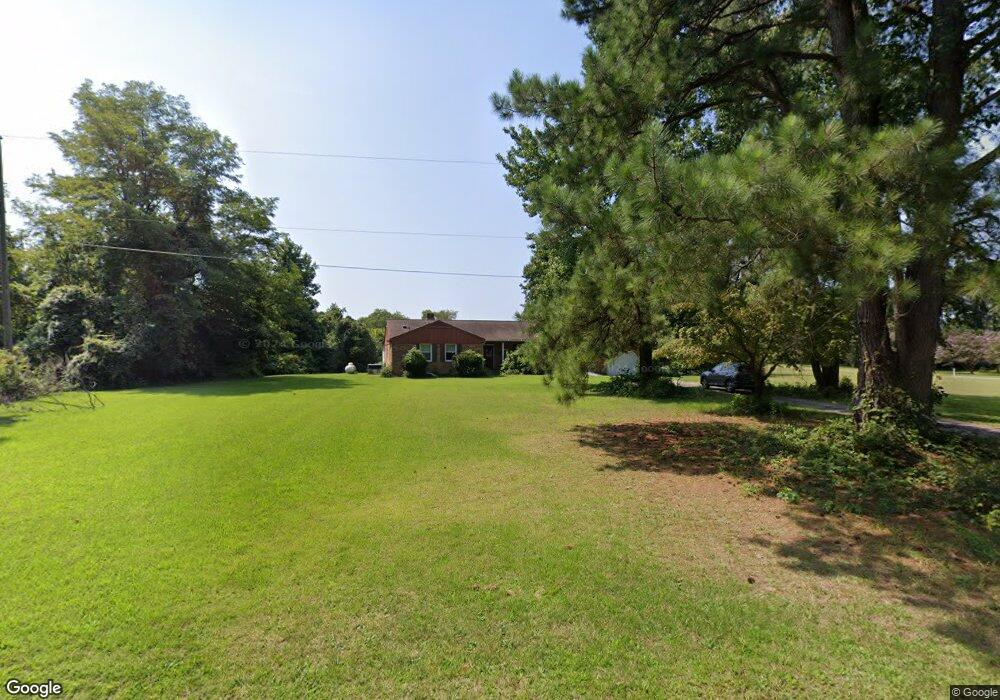 7002 Mumford Cove Rd, Hayes, VA 23072 - photo 1