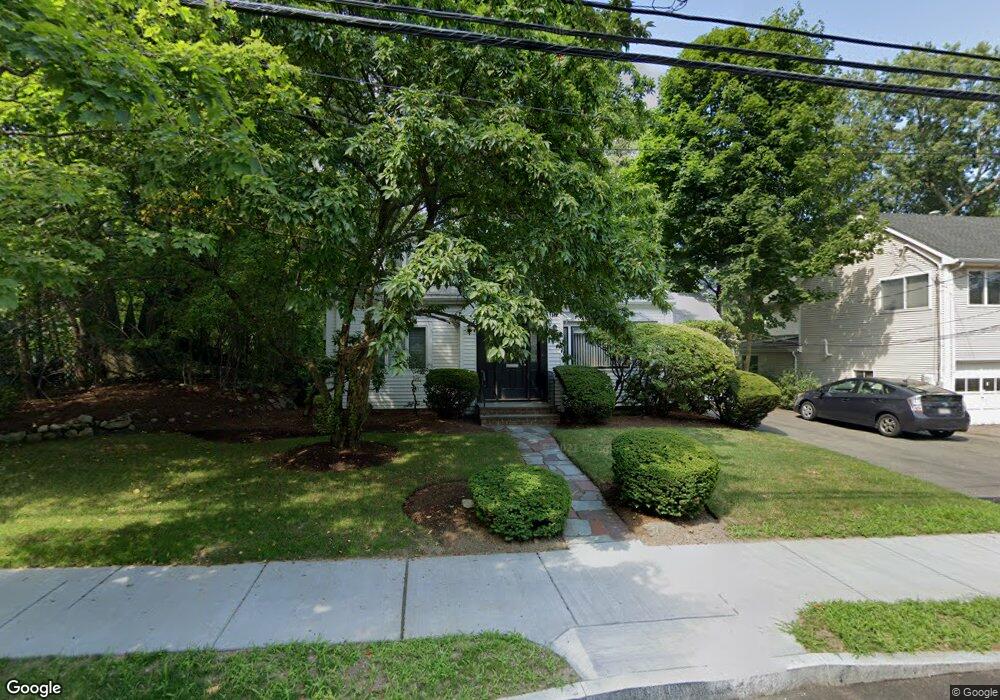 66 Vine St, Chestnut Hill, MA 02467 - photo 1