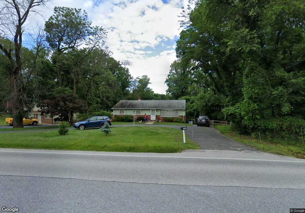 828 Sulphur Spring Rd, Halethorpe, MD 21227 - photo 1