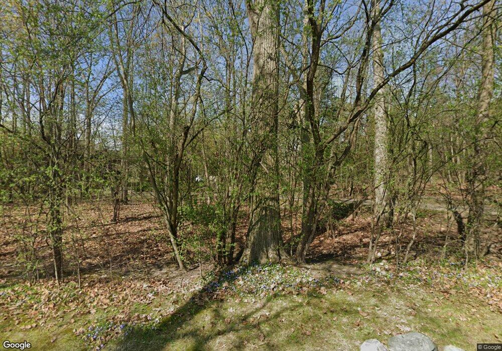 867 Canterbury Crescent, Bloomfield Hills, MI 48304 - photo 1