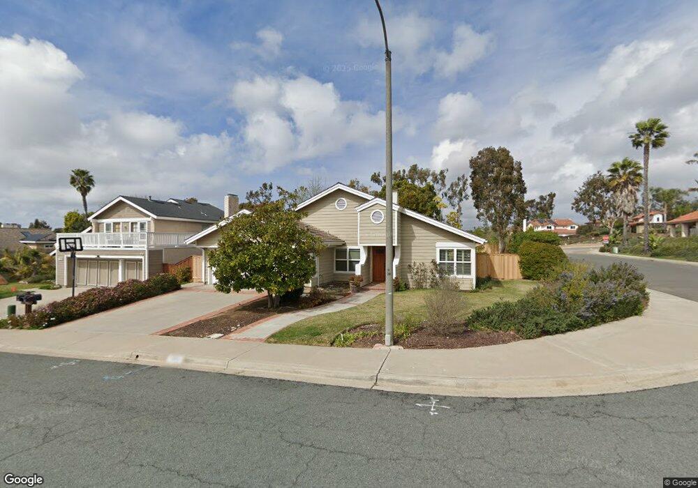 1830 Hummock Ln, Encinitas, CA 92024 - photo 1