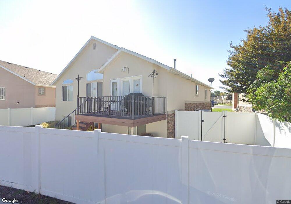 7426 S Green Berry Ct, Midvale, UT 84047 - photo 1