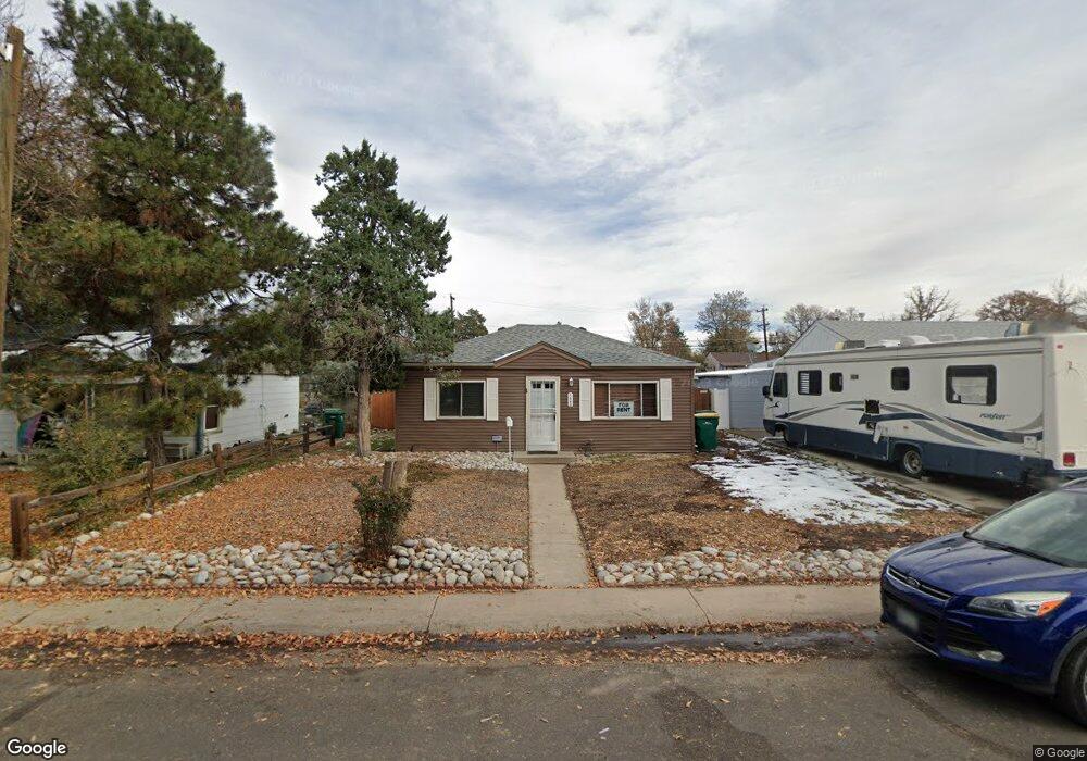 1640 Newark St, Aurora, CO 80010 - photo 1