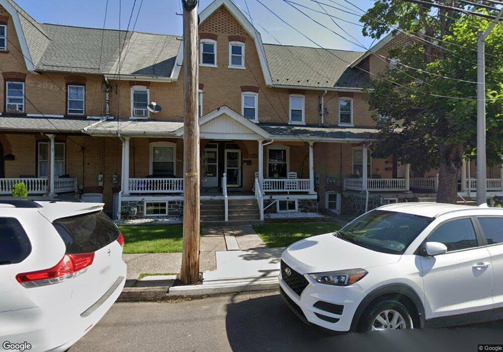 717 Juniper St, Quakertown, PA 18951 - photo 1