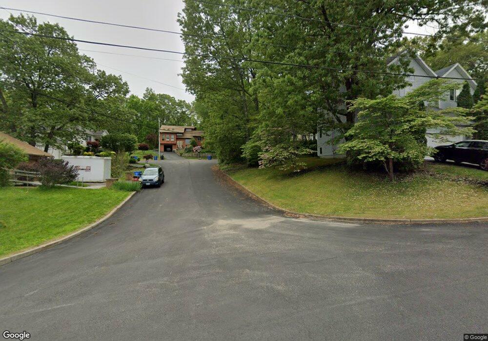 5 Jessica Ct, Cranston, RI 02920 - photo 1