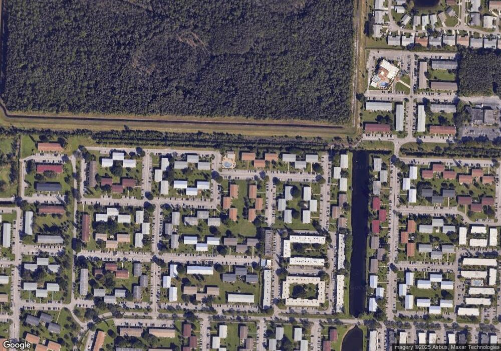 17 Dorchester E unit 17, West Palm Beach, FL 33417 - photo 1