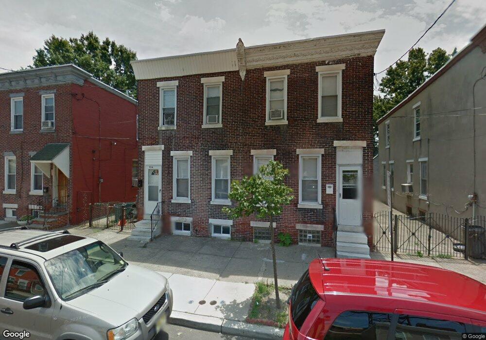 916 Mechanic St, Camden, NJ 08104 - photo 1