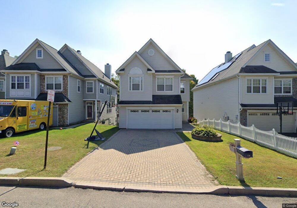 129 Benefield Blvd, Peekskill, NY 10566 - photo 1