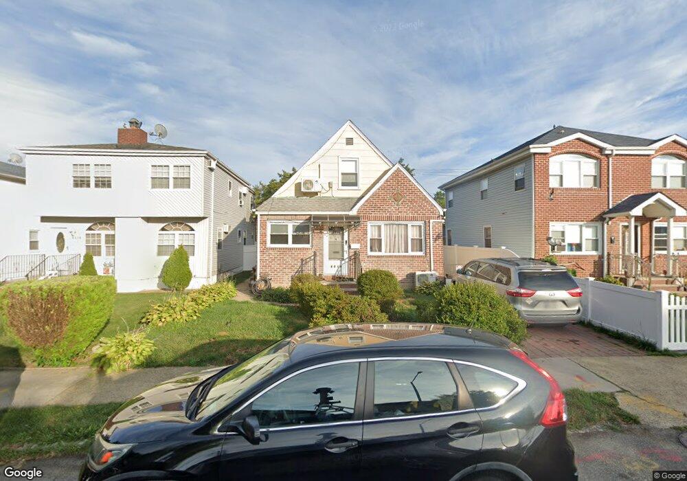 8514 239th St, Bellerose, NY 11426 - photo 1