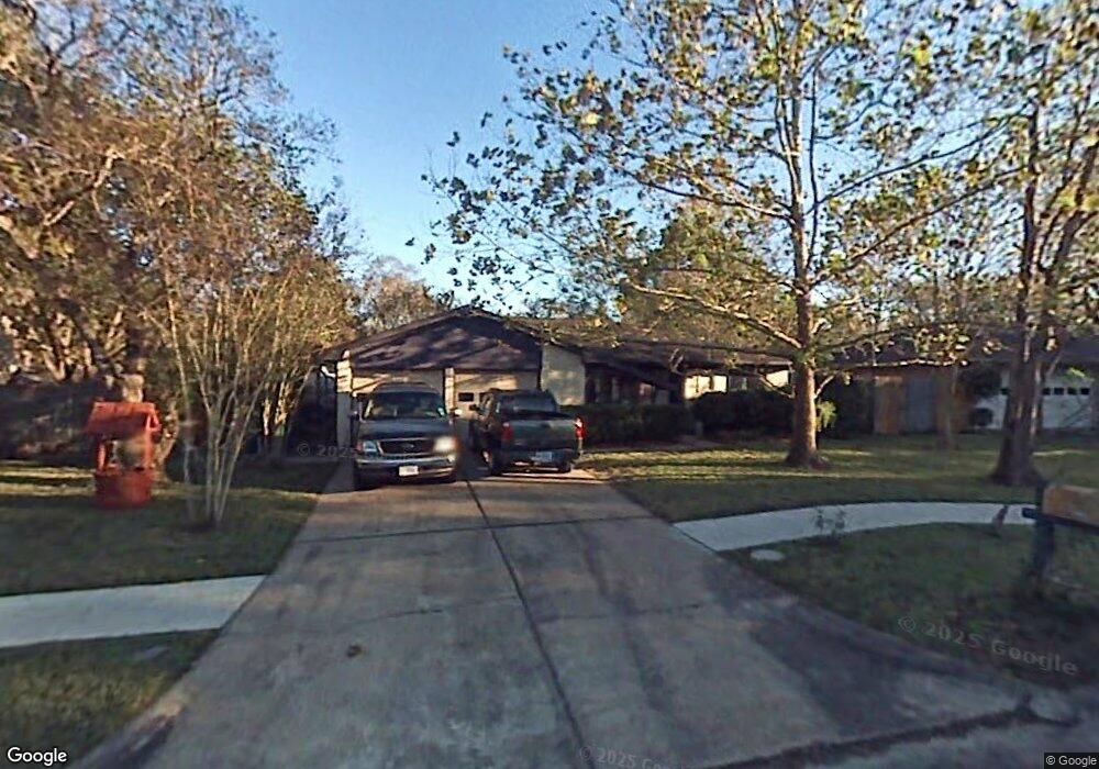 303 Mary Ann Dr, Friendswood, TX 77546 - photo 1