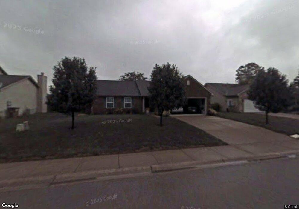 6088 E Pioneer Place, Columbus, IN 47203 - photo 1