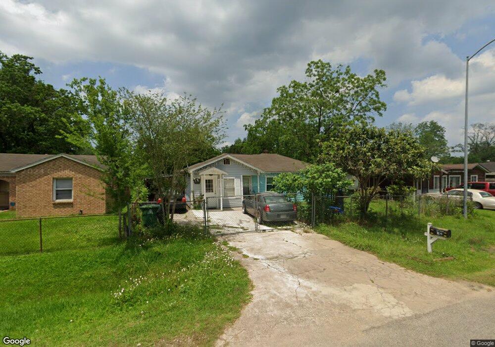 7625 Carothers St, Houston, TX 77028 - photo 1