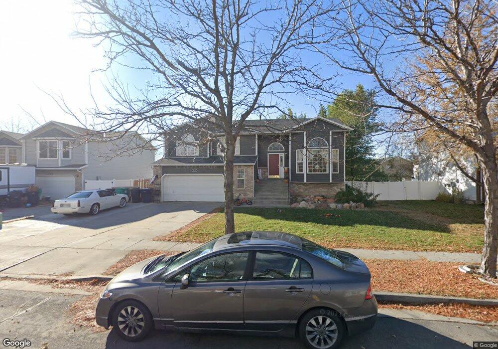 2124 S 1550 W, Woods Cross, UT 84087 - photo 1