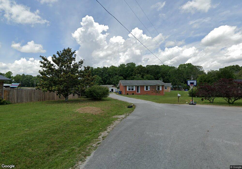 815 Sedgefield Ct, Manchester, TN 37355 - photo 1