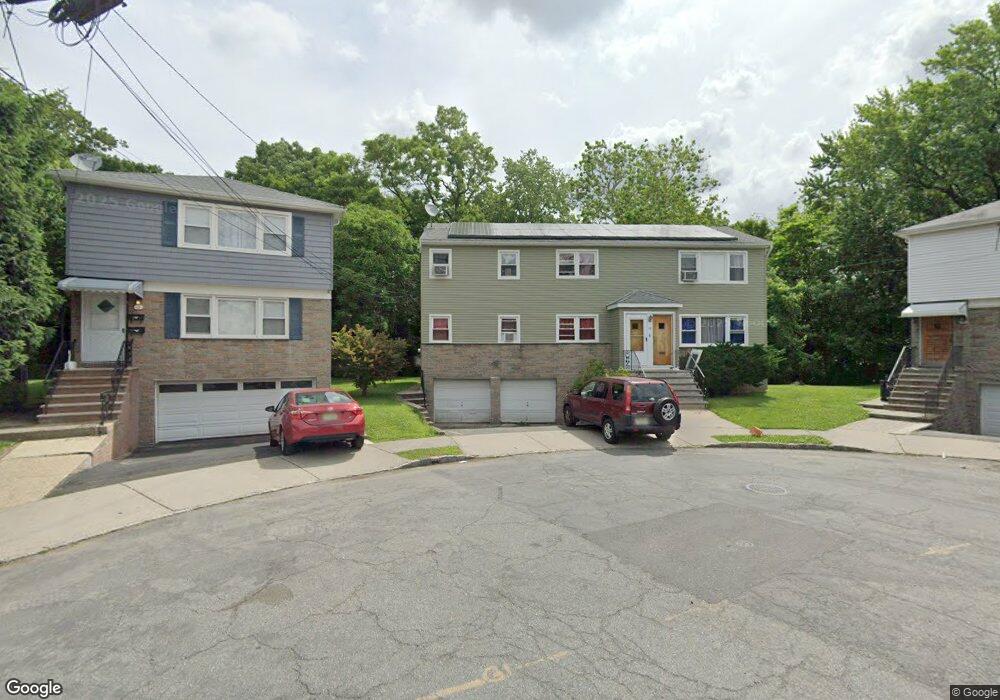 18 Gifford Ct, Maplewood, NJ 07040 - photo 1