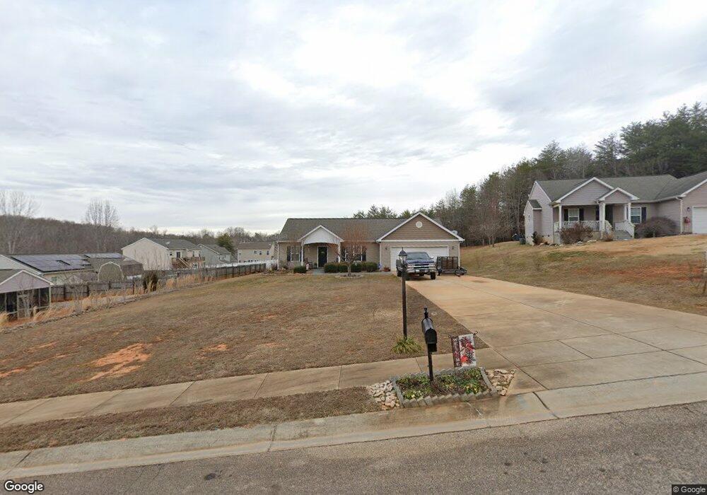 711 Lazy Oak Ct, Clover, SC 29710 - photo 1