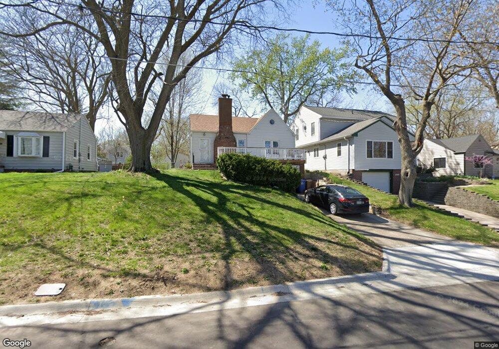 1616 37th St, Des Moines, IA 50310 - photo 1