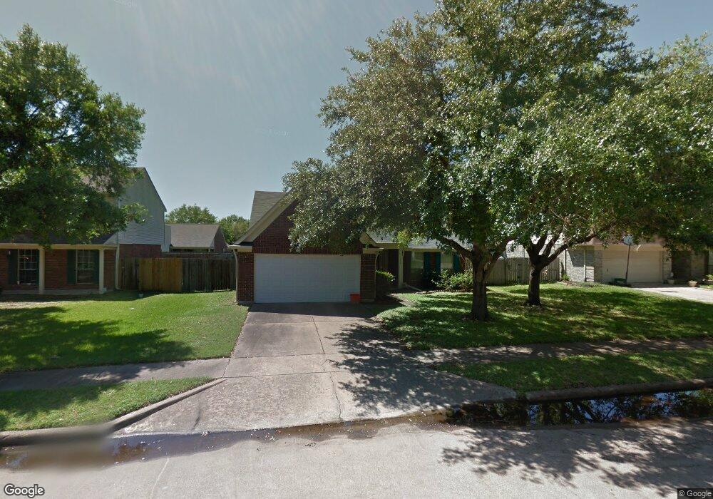 3908 Beechwood Dr, Pearland, TX 77584 - photo 1