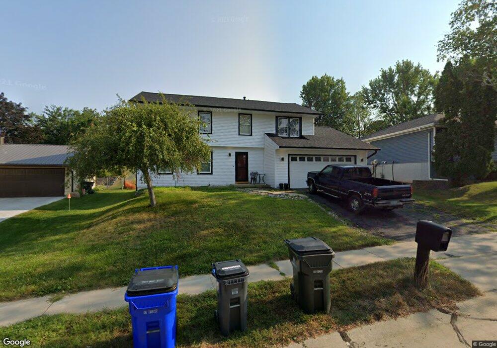 4588 Jonathan Ln NW, Cedar Rapids, IA 52405 - photo 1