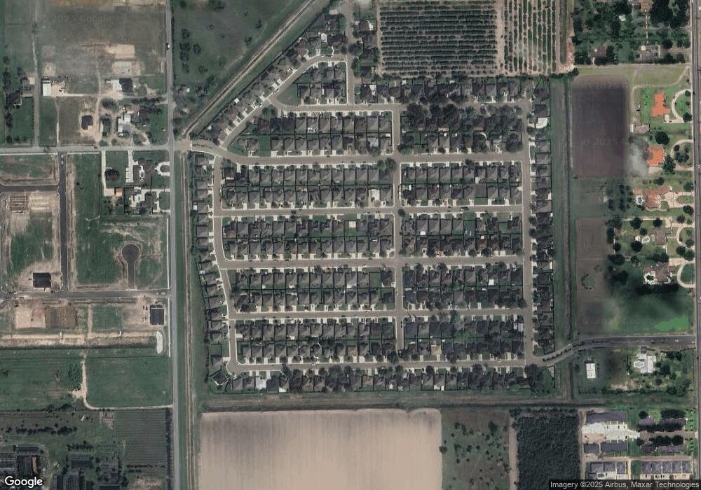 2109 W Mimosa Dr, Weslaco, TX 78596 - photo 1