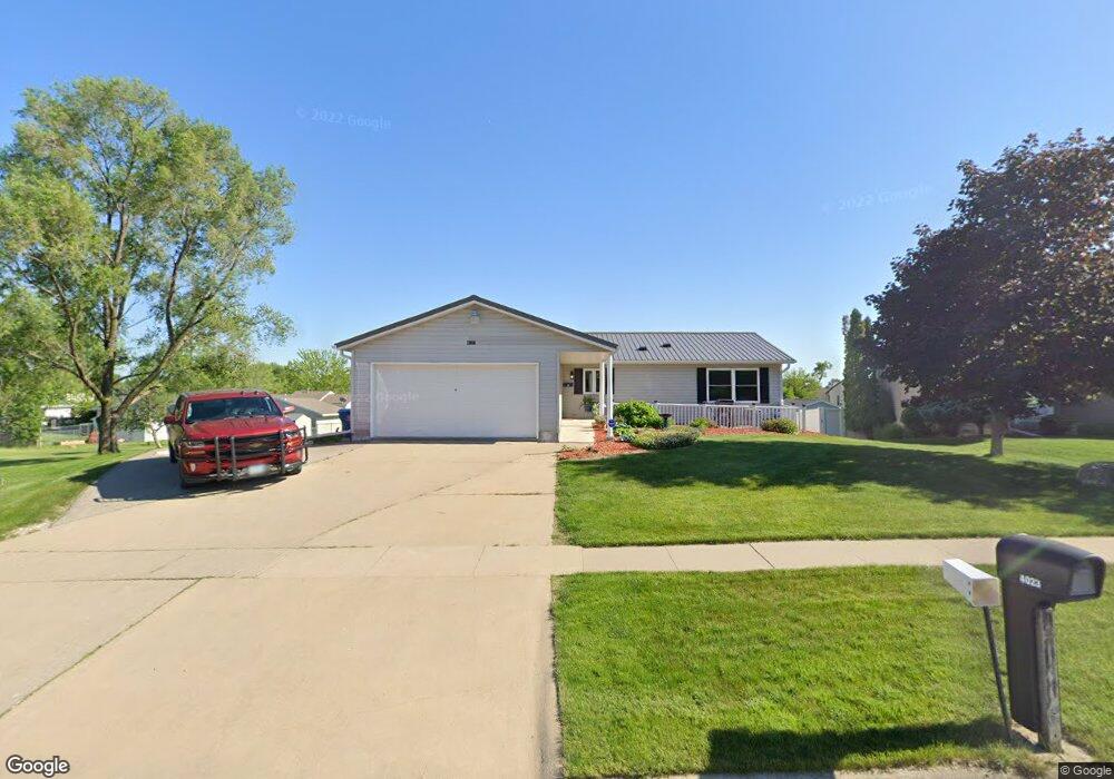 4023 Jodi Dr, Waterloo, IA 50701 - photo 1