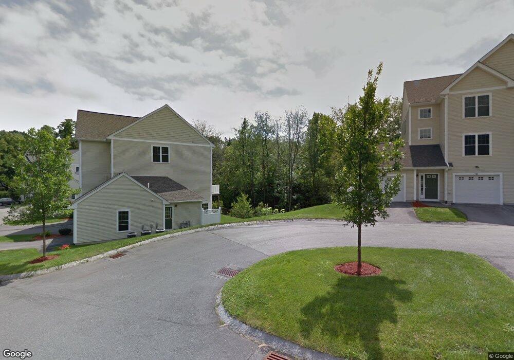 31 Bennett St unit 31, Nashua, NH 03064 - photo 1