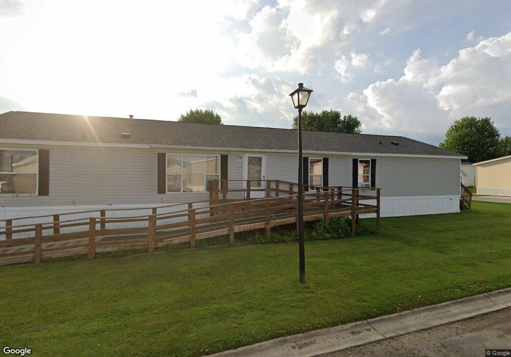 518 Continental Cir, Davison, MI 48423 - photo 1